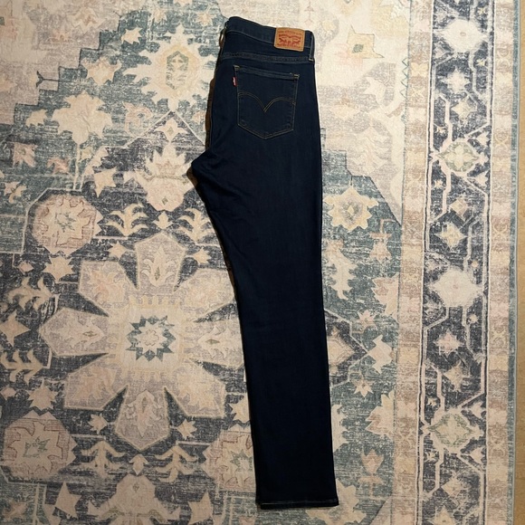 Levi 311 Skinny Jeans - Picture 4 of 4